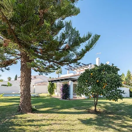 Con Piscina Privada Y Jardin Holiday home Marbella